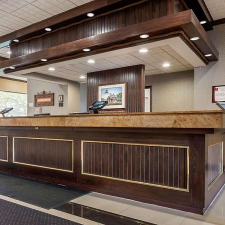 Clarion Hotel Conference Center On Lake Erie Dunkirk Luaran gambar