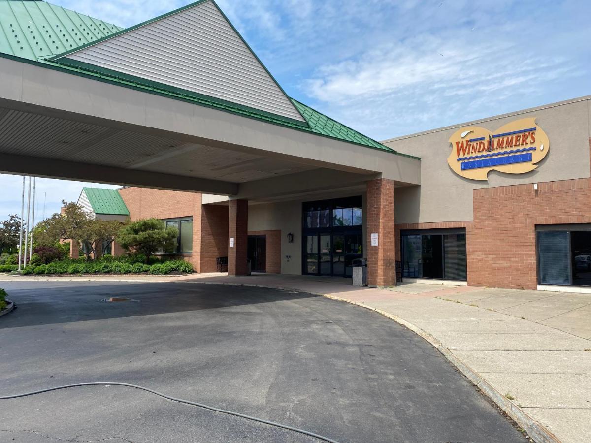 Clarion Hotel Conference Center On Lake Erie Dunkirk Luaran gambar
