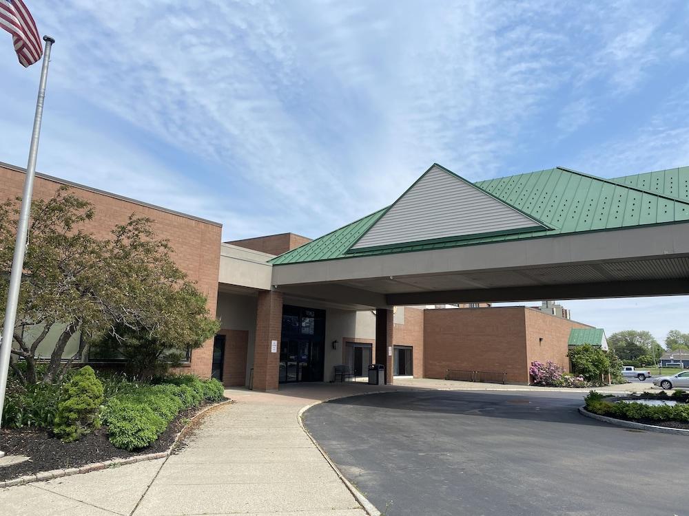 Clarion Hotel Conference Center On Lake Erie Dunkirk Luaran gambar