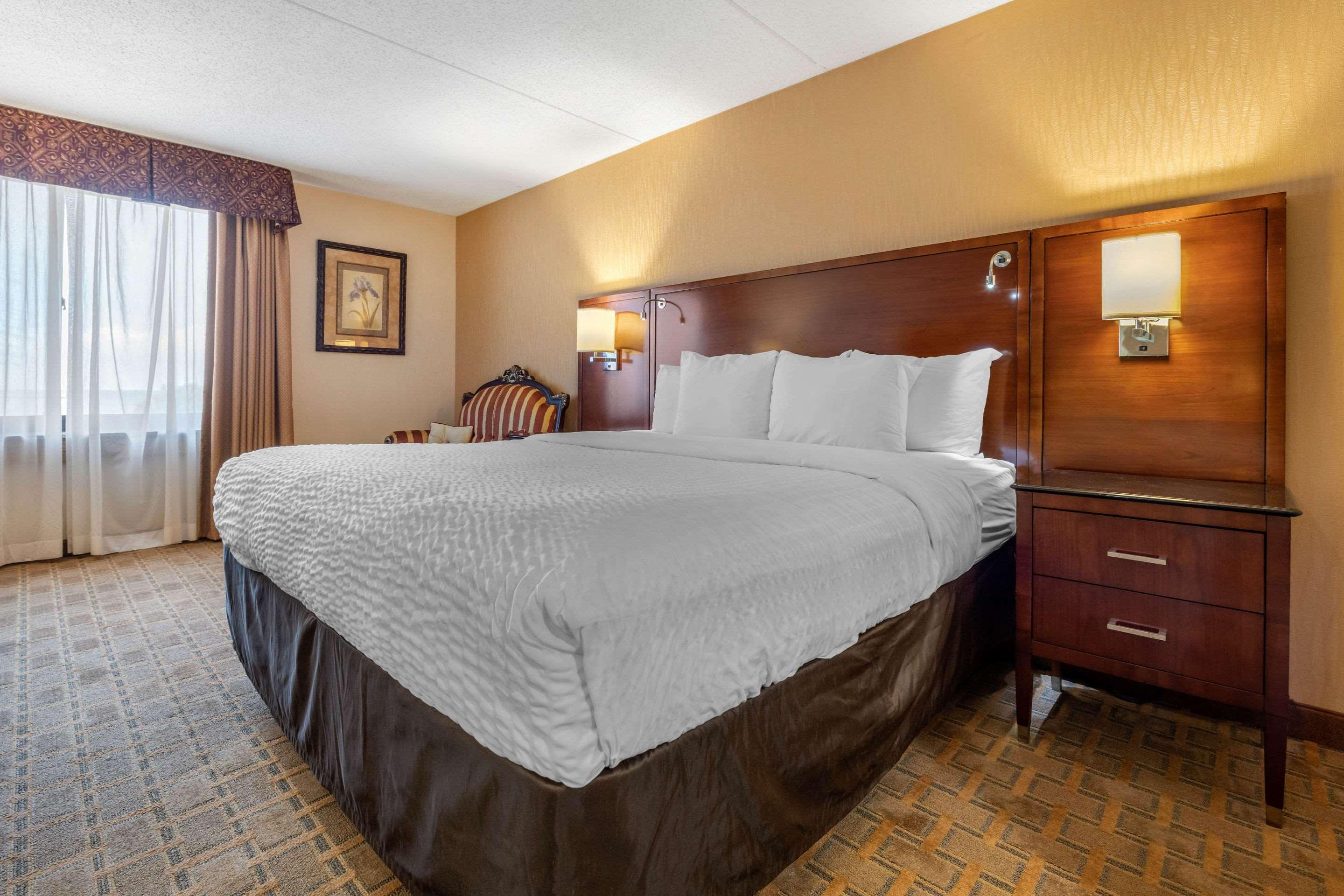 Clarion Hotel Conference Center On Lake Erie Dunkirk Luaran gambar