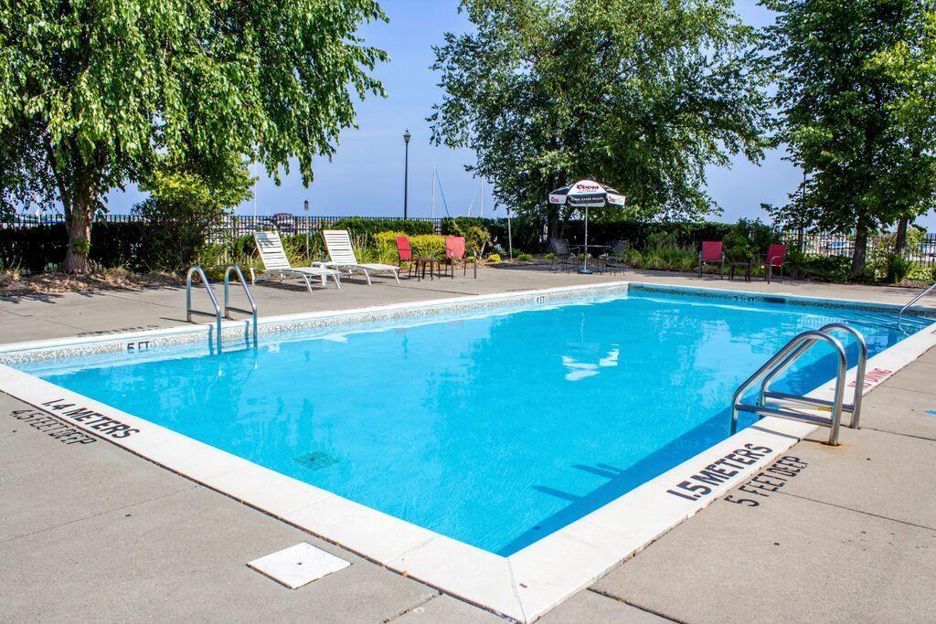Clarion Hotel Conference Center On Lake Erie Dunkirk Luaran gambar