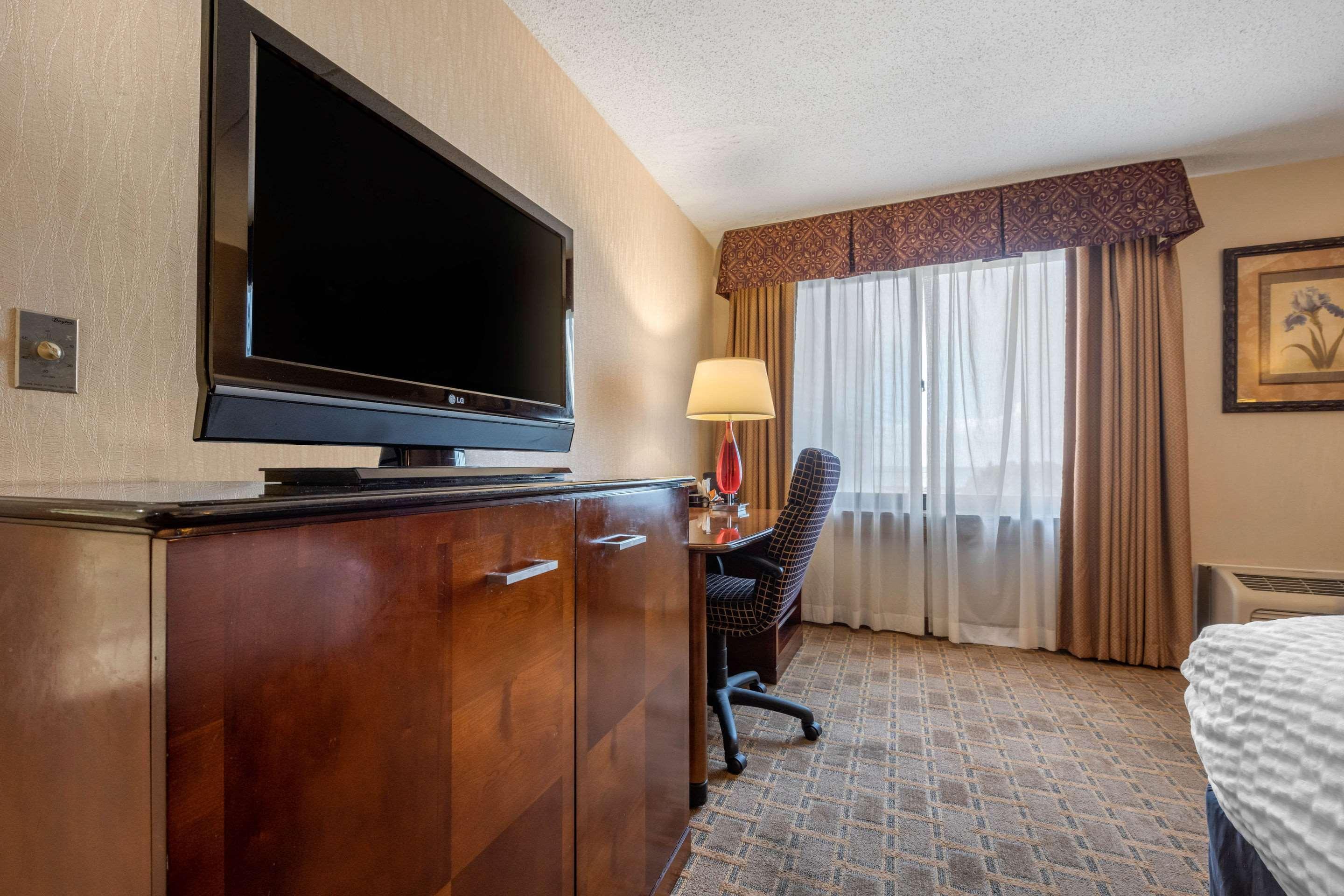 Clarion Hotel Conference Center On Lake Erie Dunkirk Luaran gambar